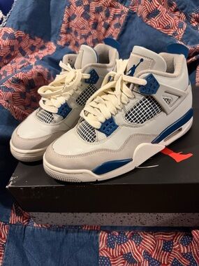 Jordan Sneaker in White and Black Interior